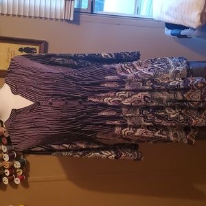 Ladies Black and Purple Top - L